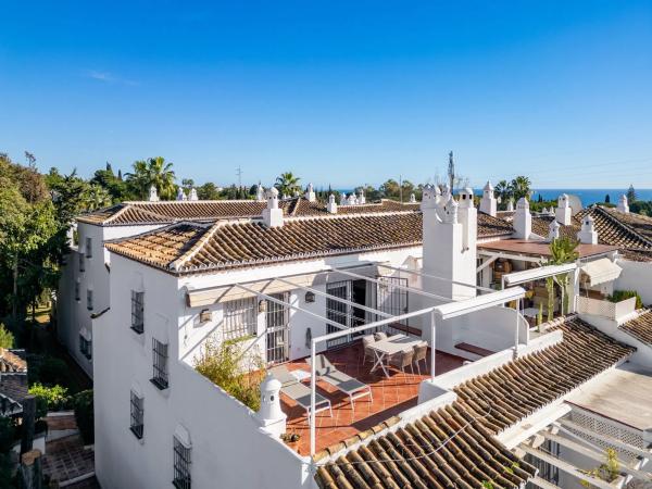 Duplex for sale on CL GEODA-ARROYO PIEDRAS, Marbella photo 4