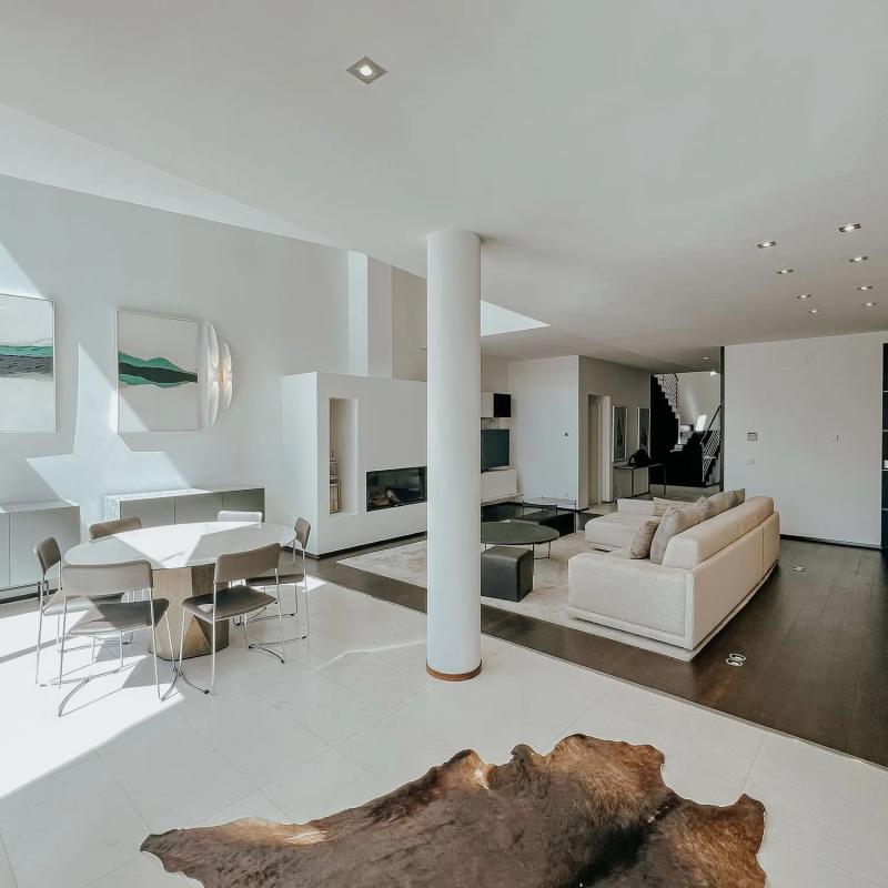 Properties for sale and rent in Spain photo 3