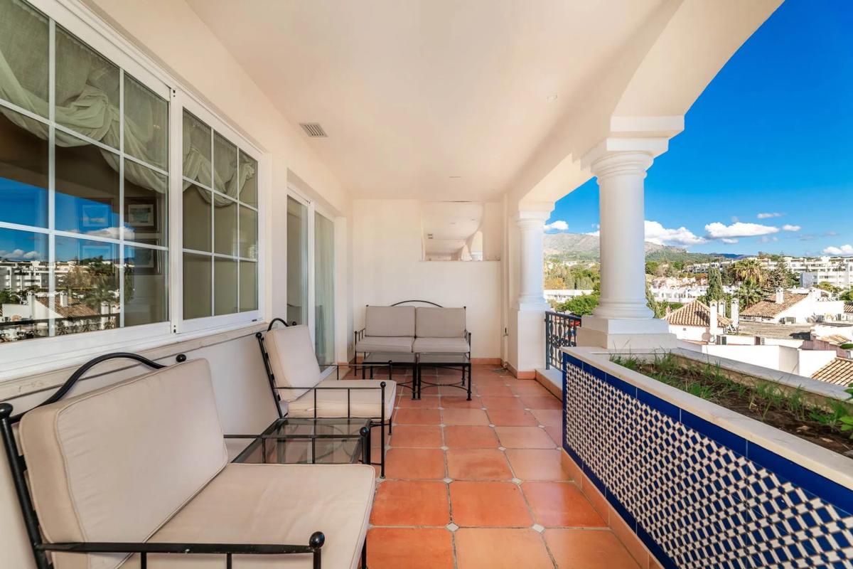Venta de piso en Bulevar Príncipe Alfonso de Hohenlohe, Marbella
photo 1