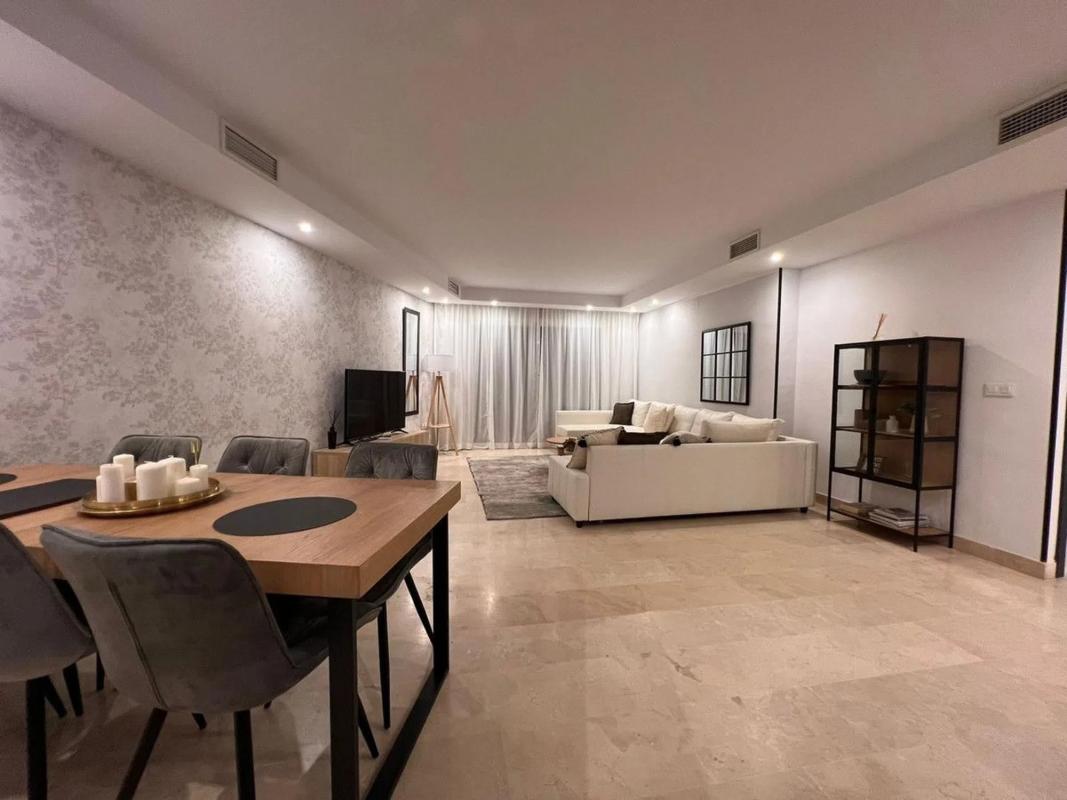 Venta de piso en Pasaje Palacio Alhambra, 1, Marbella
photo 4