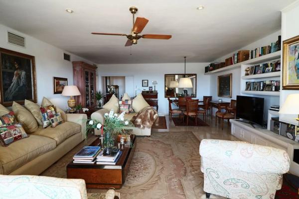Piso en venta en CL CERRO ANDEVALO-L MA CLUB, Marbella
 photo 2