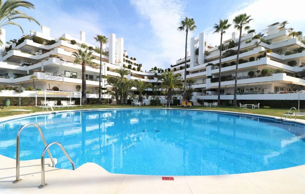 Venta de piso en CL CERRO ANDEVALO-L MA CLUB, Marbella
photo 5
