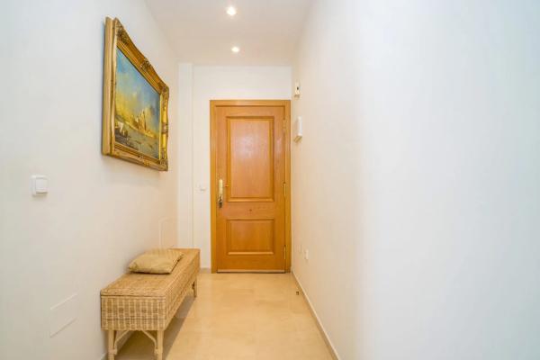 Piso en venta en Arrabal Camino Viejo Istan, 56, Marbella
 photo 4