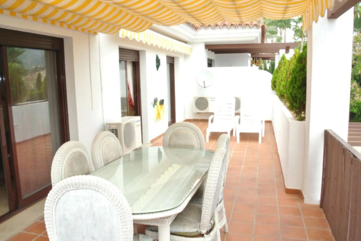 Venta de piso en Lugar, 99, Marbella
photo 1