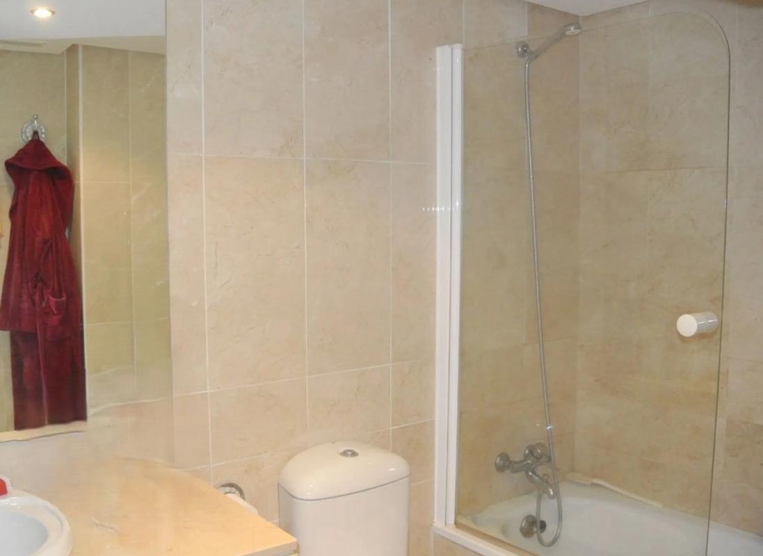 Venta de piso en Lugar, 99, Marbella
photo 3