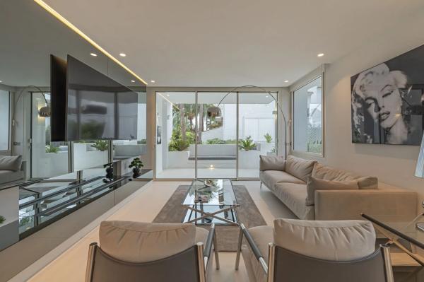 Apartment for sale in  Barrio Puente Romano, Marbella photo 1