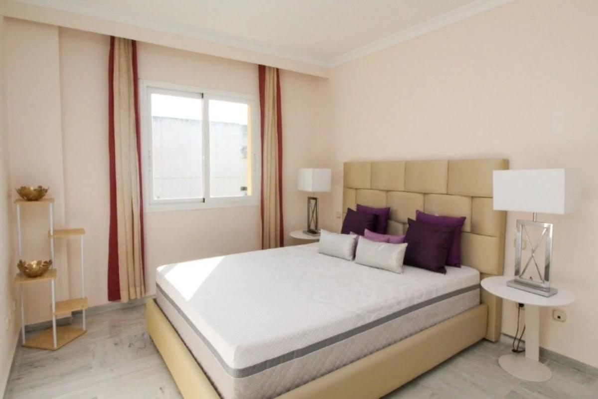 Venta de piso en Avenida Conde Rudi, 531, Marbella
photo 3