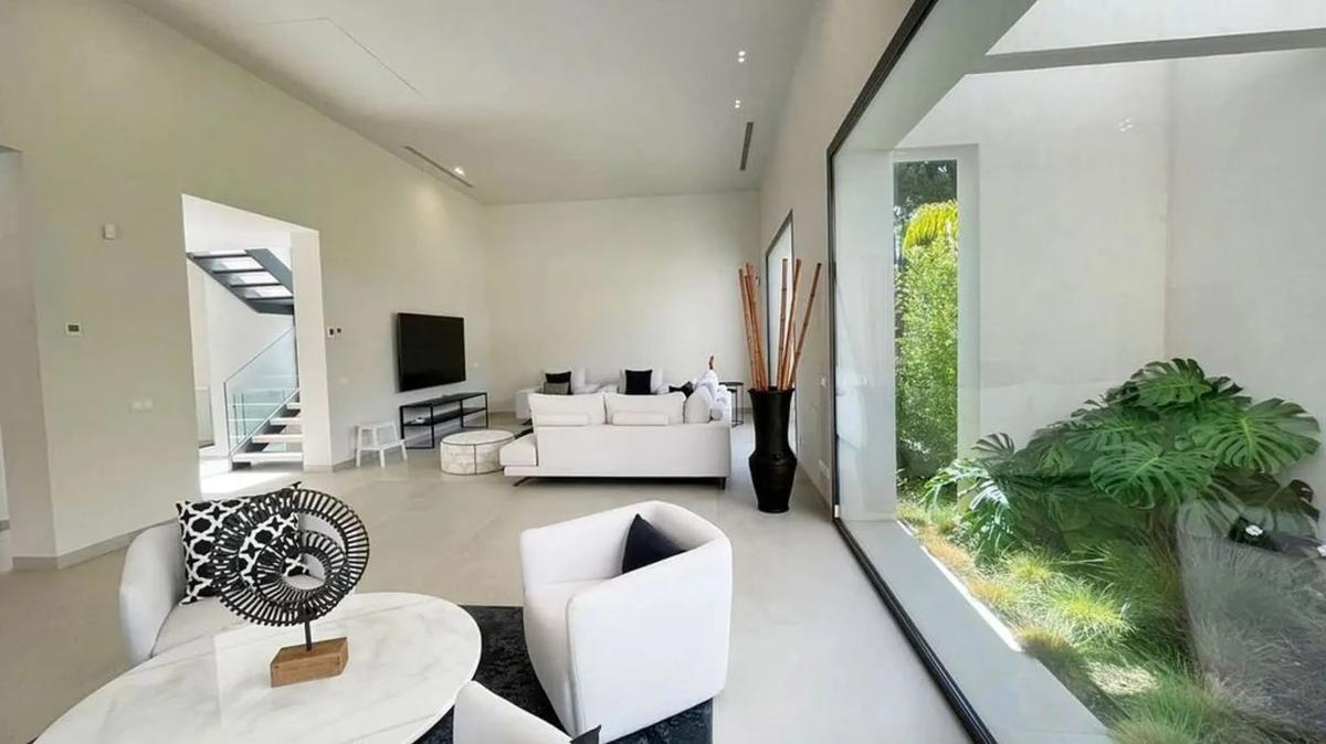 Sale of independent chalet in Calle Clavel, 77, Marbella
 photo 4
