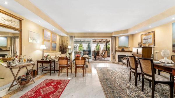 Chalet adosado en venta en  Calle Cerquilla de Nagûeles , Marbella photo 4