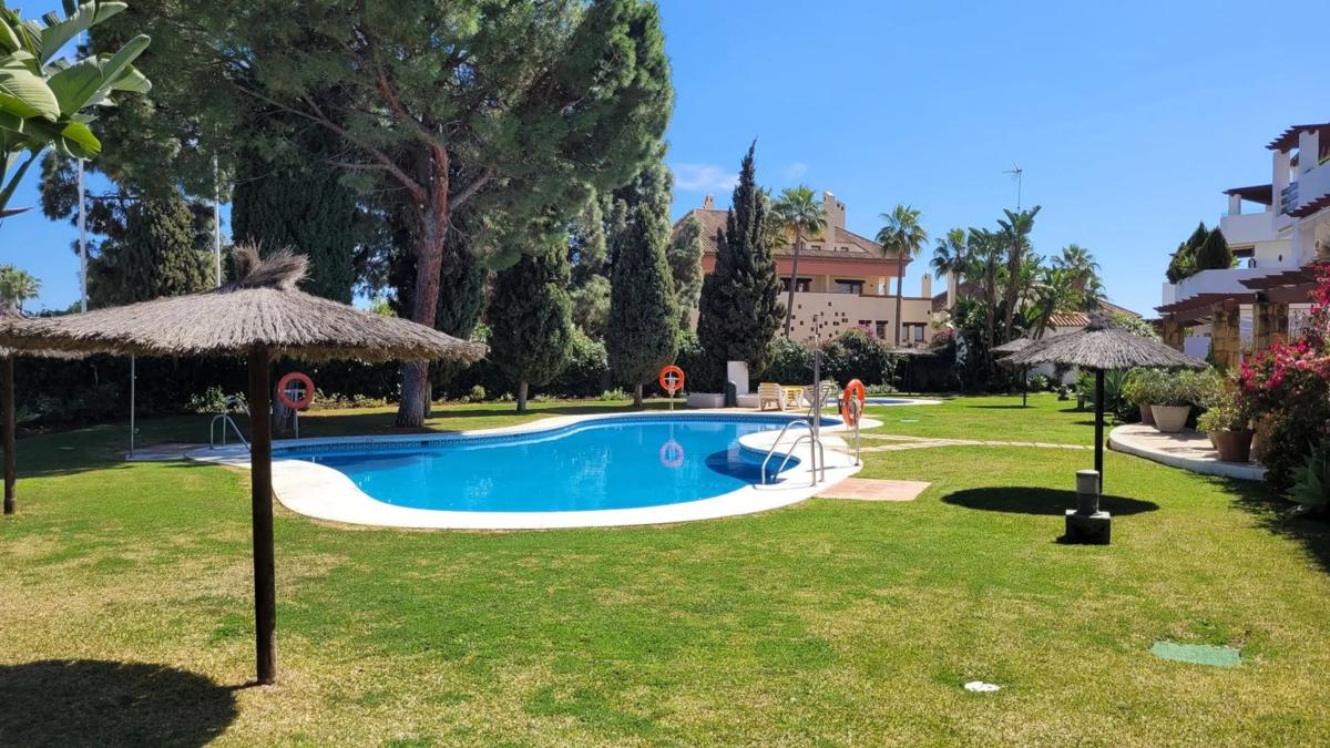 Penthouse sale in Calle Sierra Bermeja, 4, Marbella photo 4