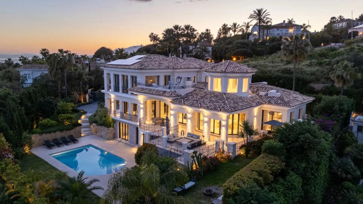 Продажа отдельного шале в Barrio Sierra Blanca, Марбелла photo 4