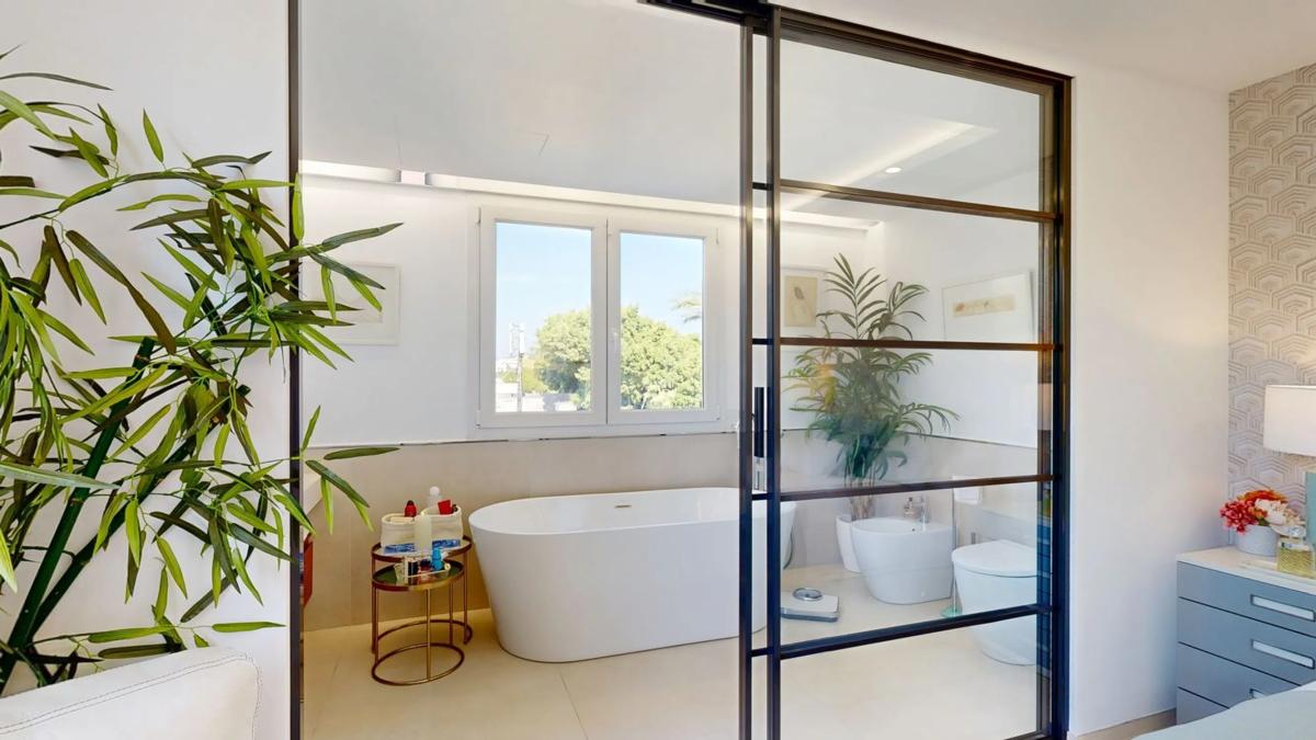 Penthouse sale in Arrabal Carolina Sur, 3, Marbella photo 1