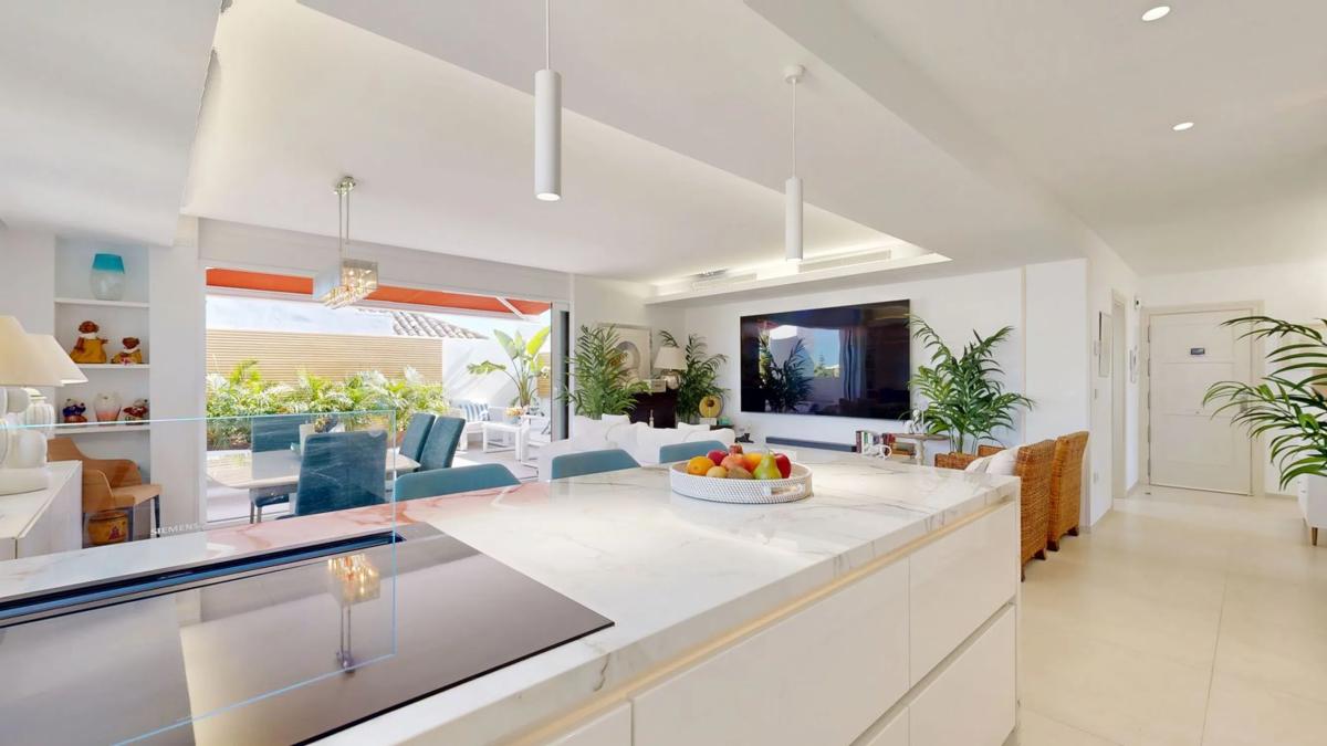 Penthouse sale in Arrabal Carolina Sur, 3, Marbella photo 2