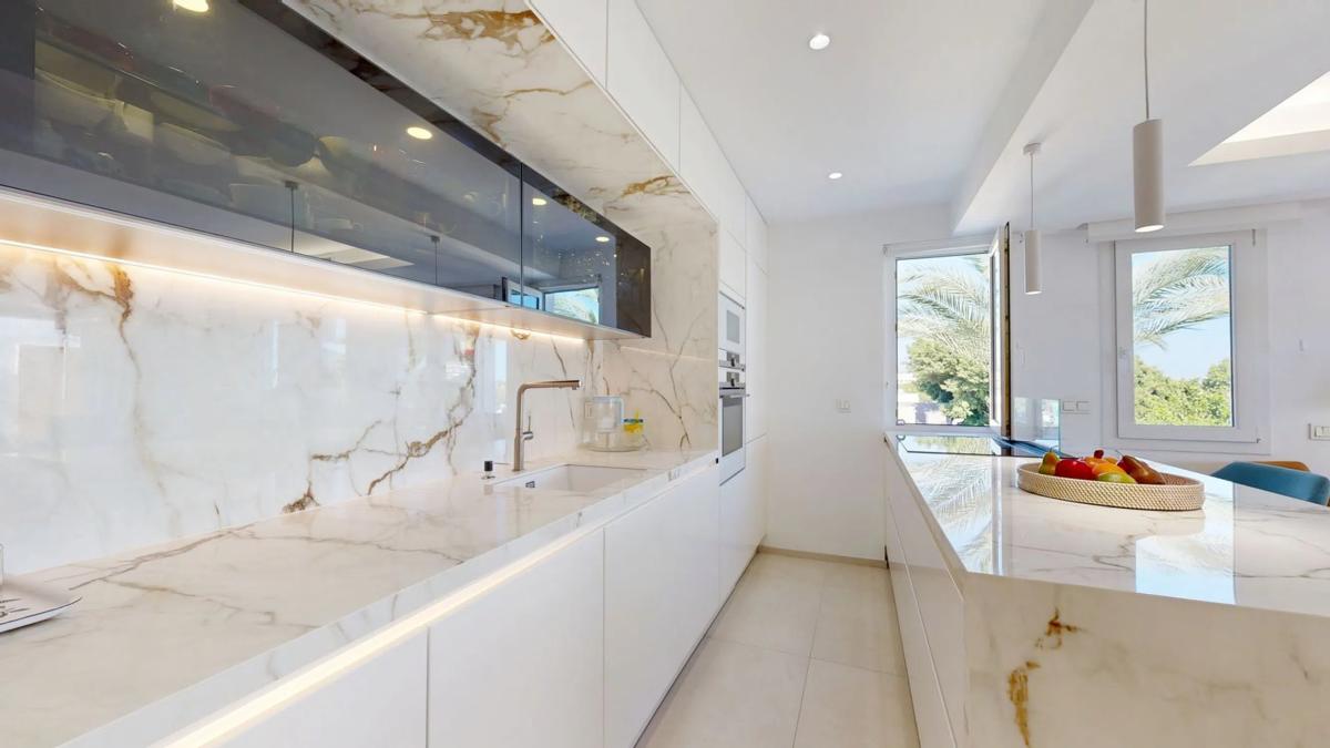 Penthouse sale in Arrabal Carolina Sur, 3, Marbella photo 5