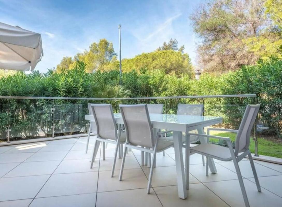 Venta de chalet adosado en  Calle Rossini , Marbella photo 4