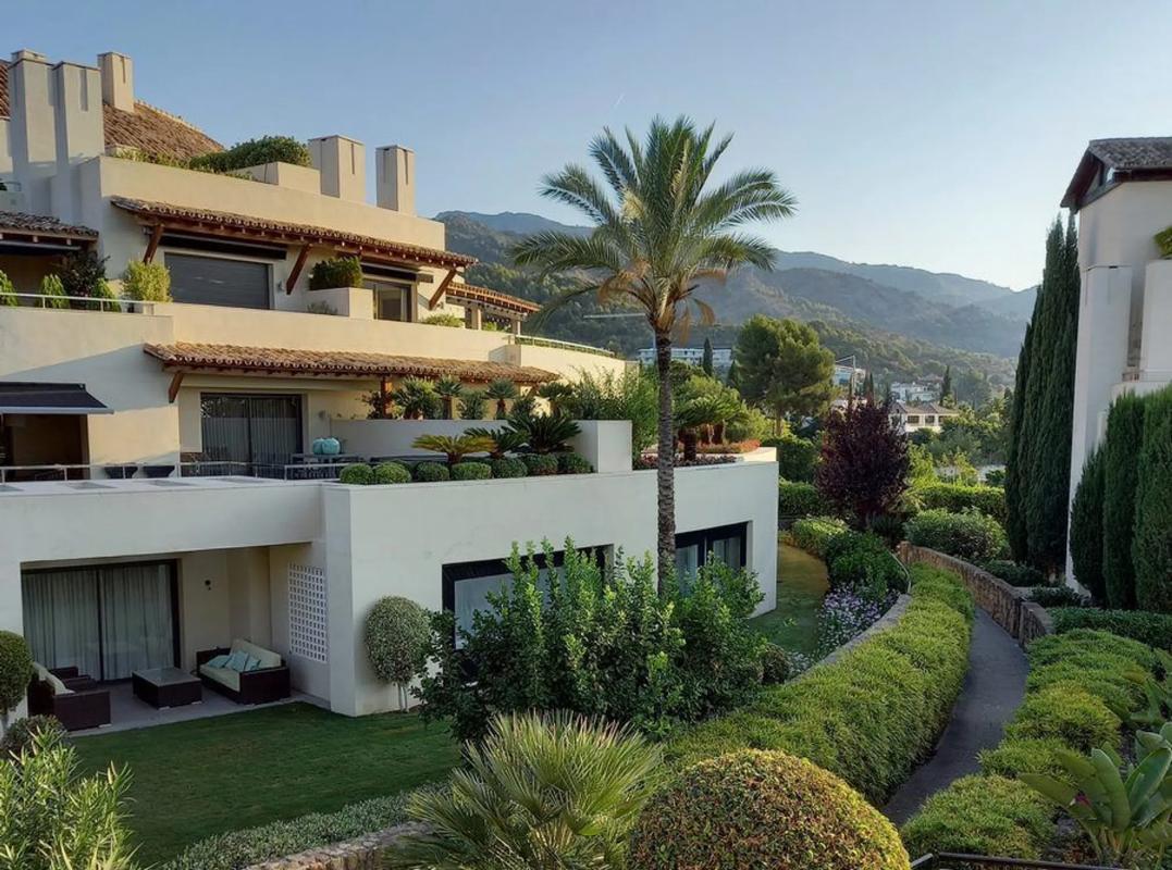 Sale of apartment in Calle Montemenor, 6, Marbella
photo 1