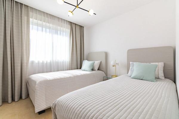 Duplex for sale on Calle Sierra Bermeja, 6, Marbella photo 4