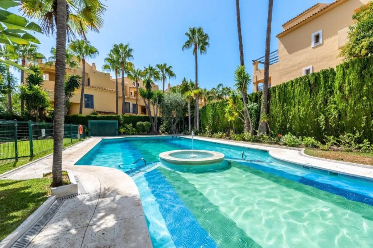 Venta de piso en Av. Piedramar, 1D, 29602 Marbella, Málaga, Marbella
photo 3