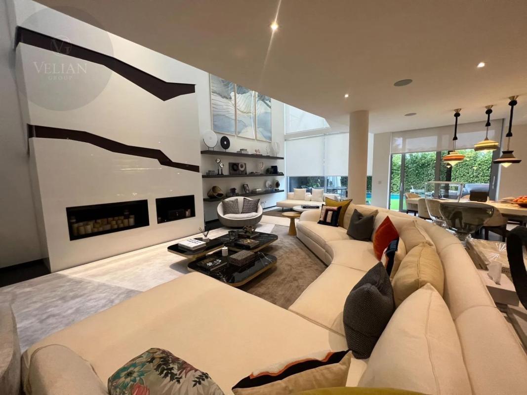 Venta de chalet adosado en  Sierra Blanca , Marbella photo 2