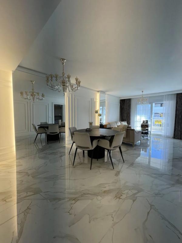 Sale of apartment in Calle Cecilia Böhl de Faber, Marbella
photo 4