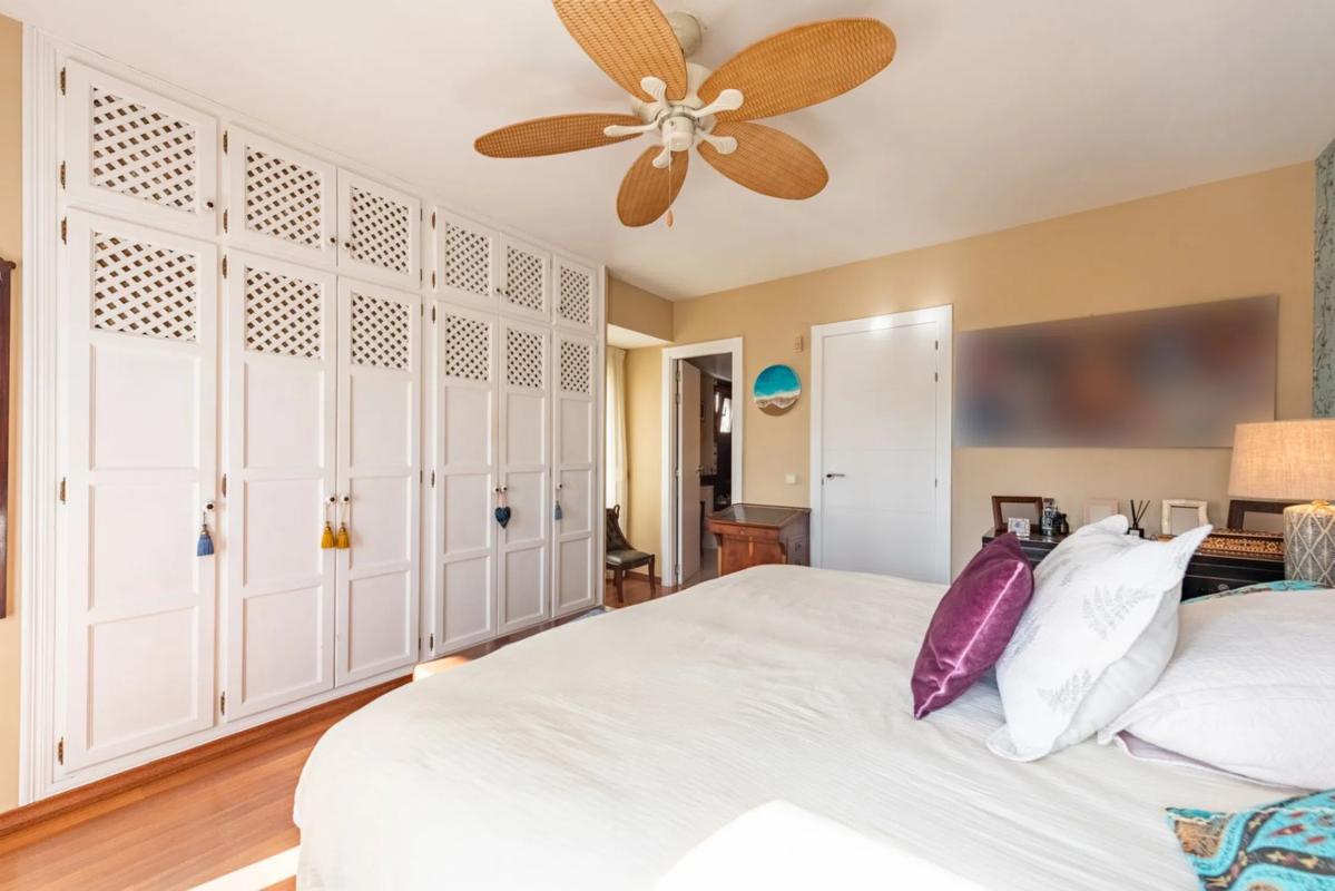 Properties for sale and rent in Spain photo 5