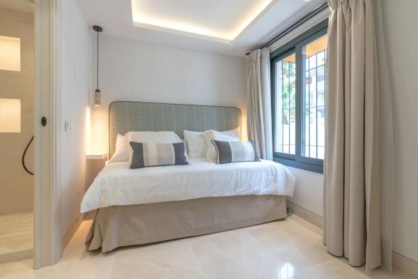 Terraced house for sale at  Urbanización Marbellamar, 18 , Marbella photo 4