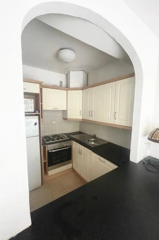 Sale of apartment in Calle Marqués de Ivanrey, 26, Marbella
 photo 2