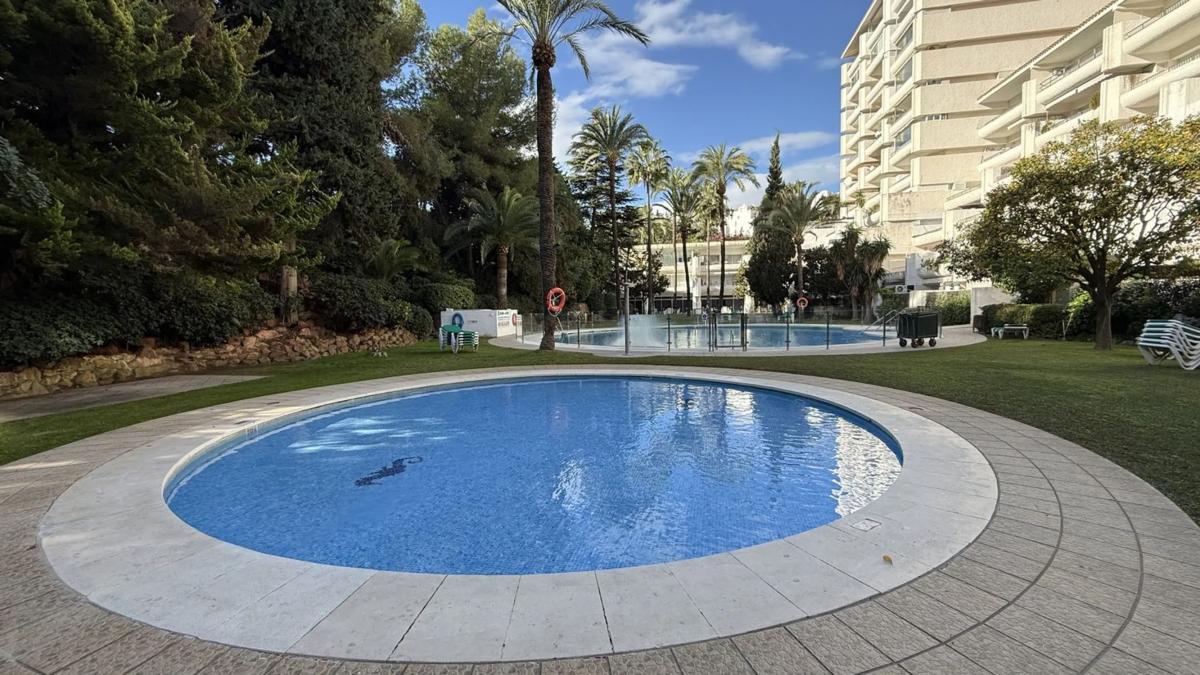Sprzedaż poddasza w Barrio La Carolina-Guadalpín, Marbella photo 5