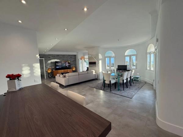 Piso en venta en Calle Lago de los Cisnes, 1, Marbella
thumbnail 2
