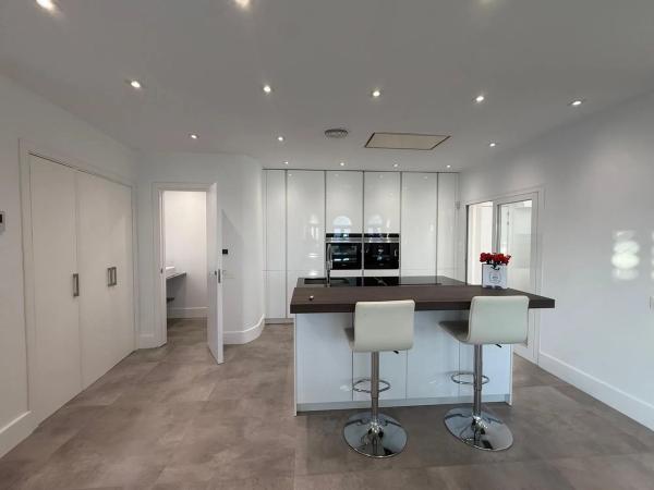 Piso en venta en Calle Lago de los Cisnes, 1, Marbella
 photo 4