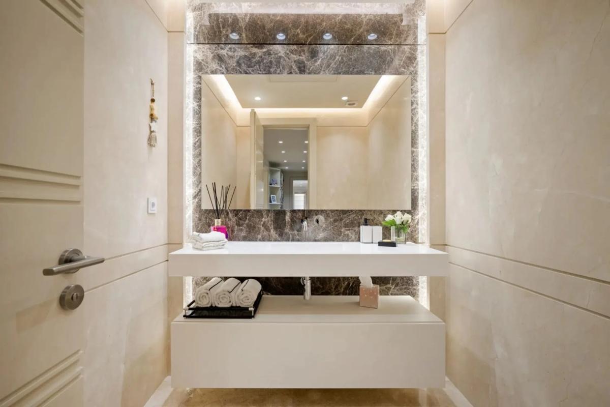 Sale of apartment in Urbanizacion Villa Parra Palomeras, 1 E, Marbella
 photo 2