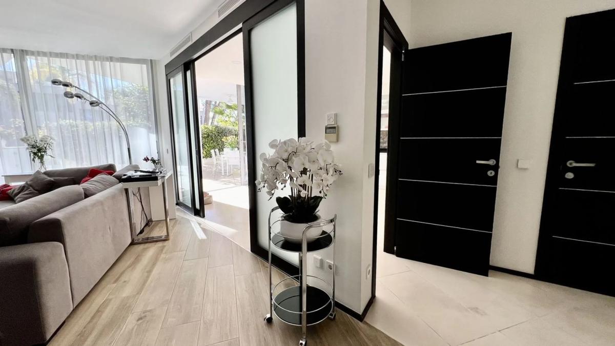 Venta de chalet adosado en  Calle Verdi, 38 , Marbella photo 5