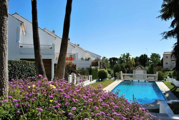 Chalet pareado photo 3