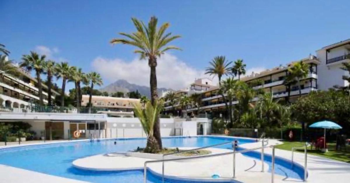 Sale of apartment in Calle Margarita, 1, Marbella
photo 1