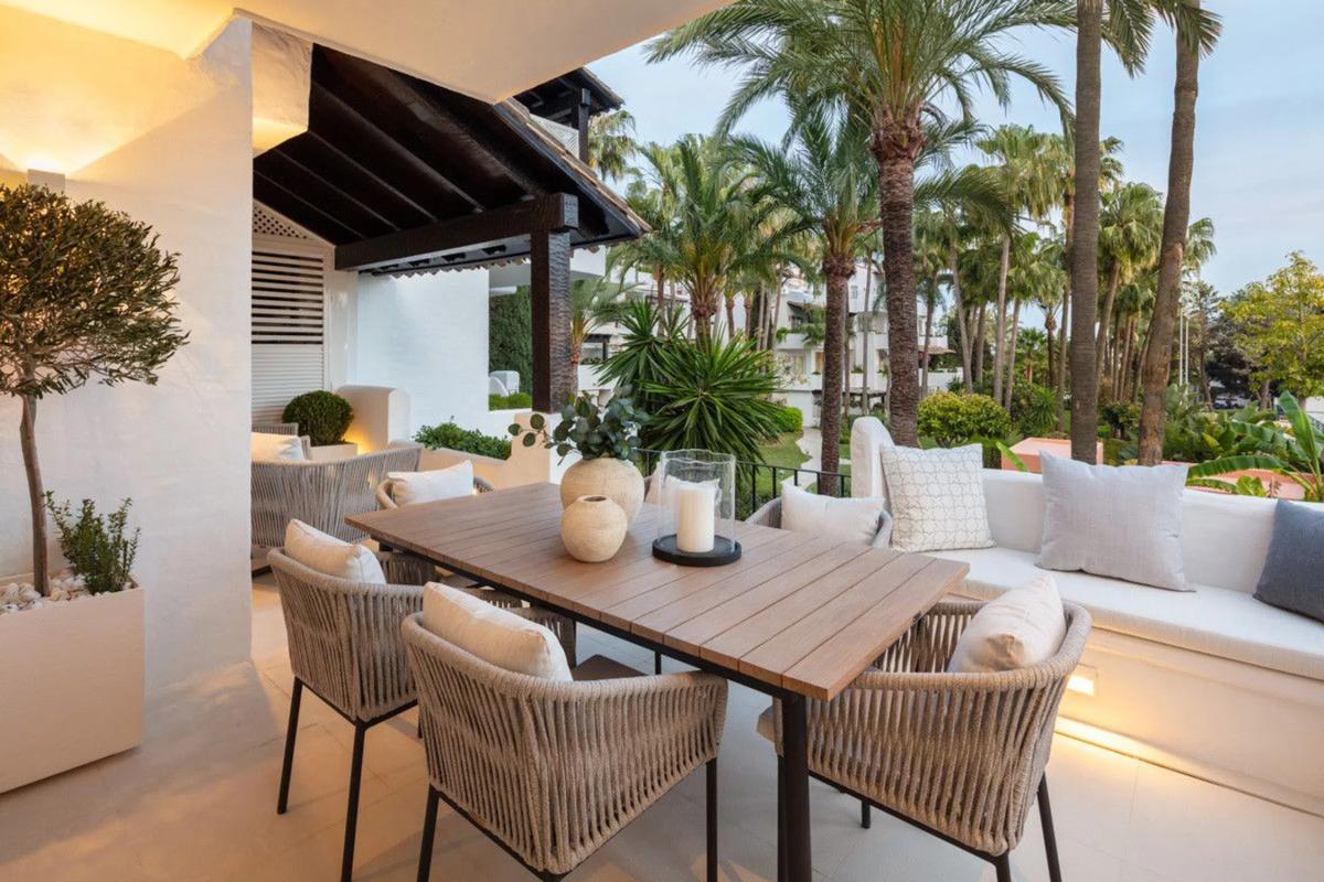 Sale of apartment in Barrio Puente Romano, Marbella
photo 1