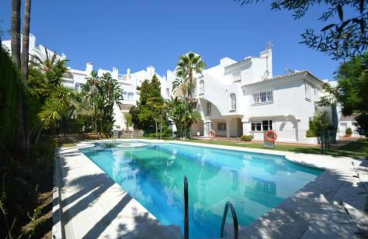Venta de piso en Barrio Nagüeles, Marbella
photo 1