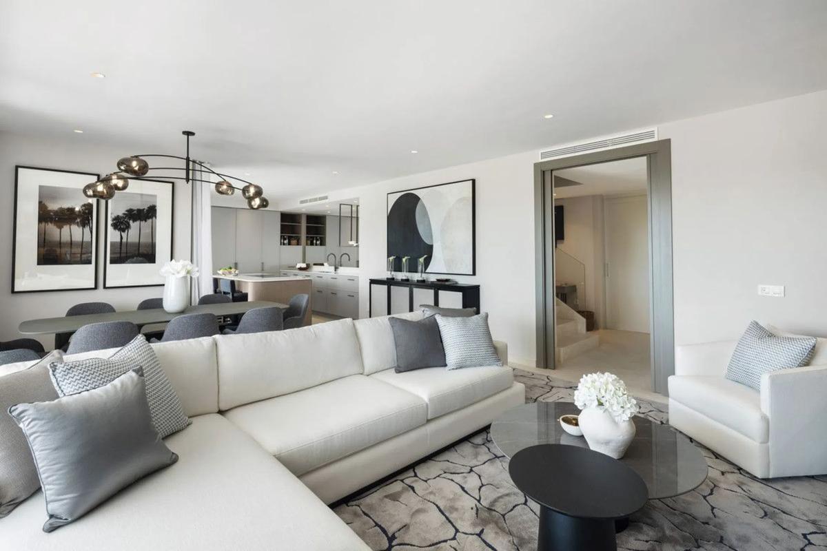 Penthouse sale in  Monte paraiso s/n, Marbella photo 5