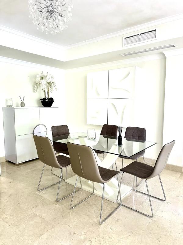 Sale of apartment in Camino de la Cruz, Marbella
 photo 5