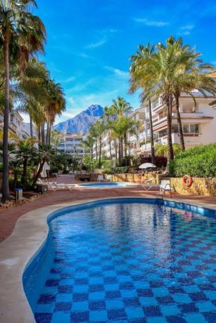 Piso en venta en Barrio La Carolina-Guadalpín, Marbella
thumbnail 1