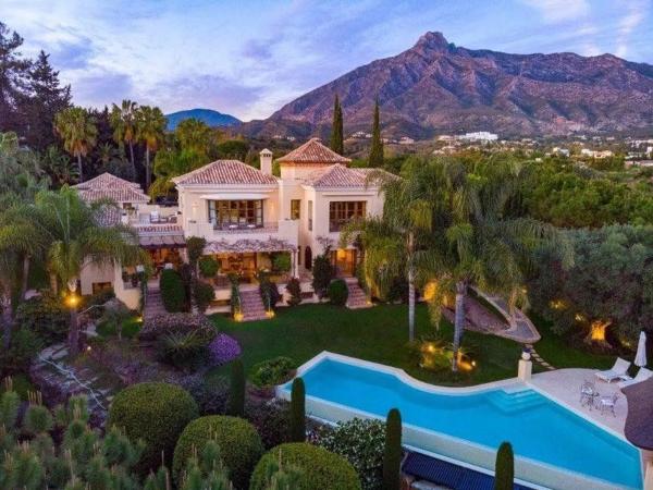 Chalet independiente en venta en Urbanización Lomas de Marbella Club, 13, Marbella
photo 1