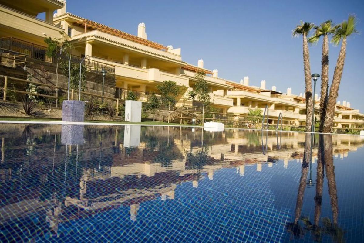Sale of apartment in Calle Montemenor, Marbella
photo 1