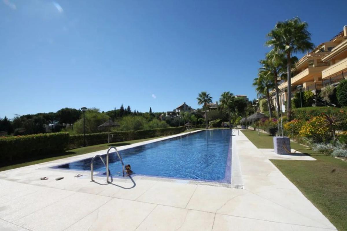 Sale of apartment in Calle Montemenor, Marbella
photo 5