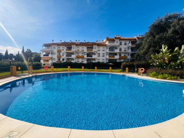 Piso en venta en Calle Teba s/n, Marbella
photo 1