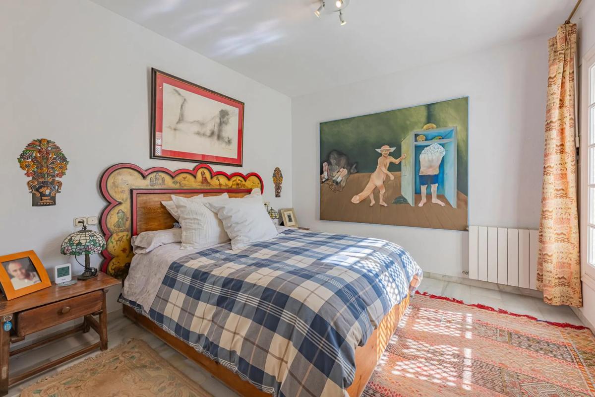 Sale of independent chalet in Barrio La Carolina-Guadalpín, Marbella
photo 1