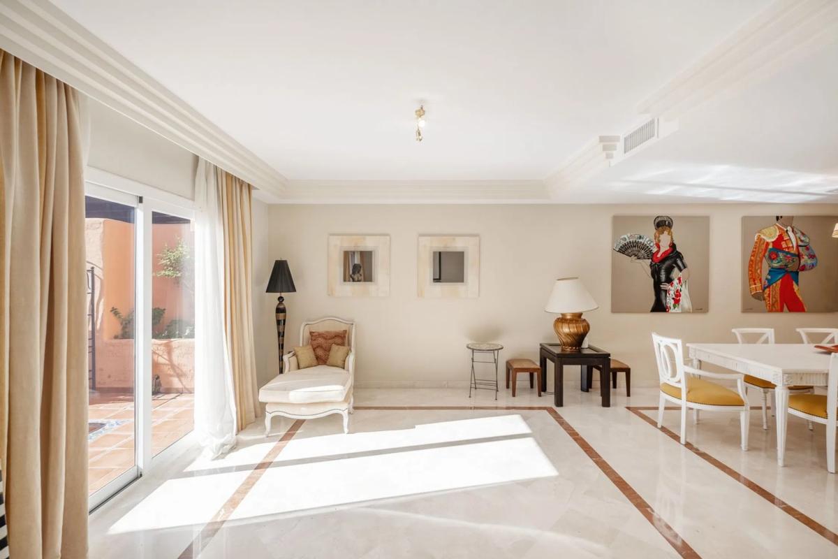 Penthouse sale in  Calle Wagner, Marbella photo 3