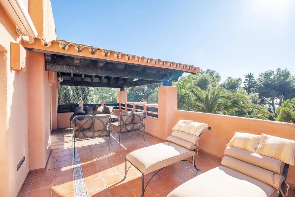 Penthouse sale in  Calle Wagner, Marbella photo 5