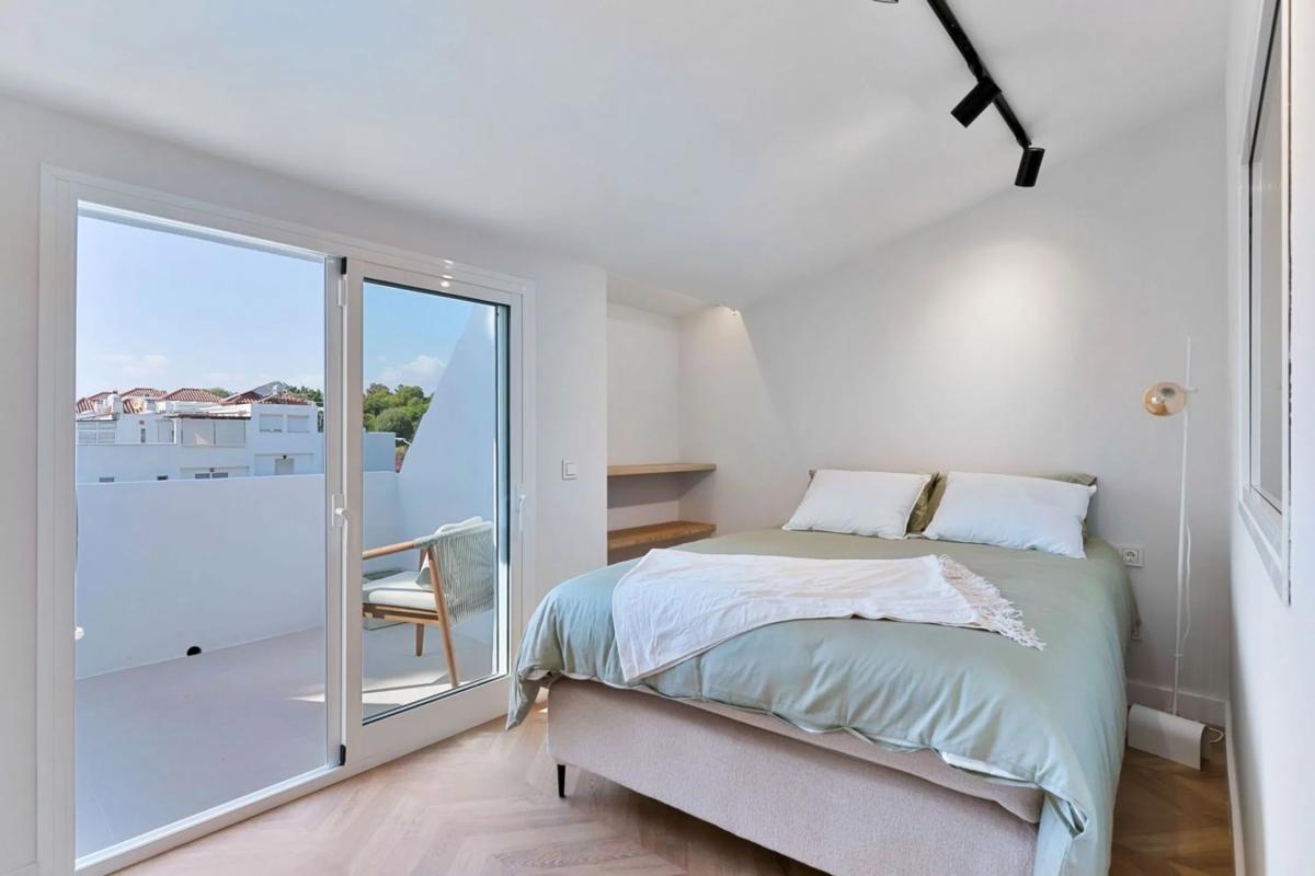 Venta de chalet adosado en Barrio Nagüeles , Marbella photo 4