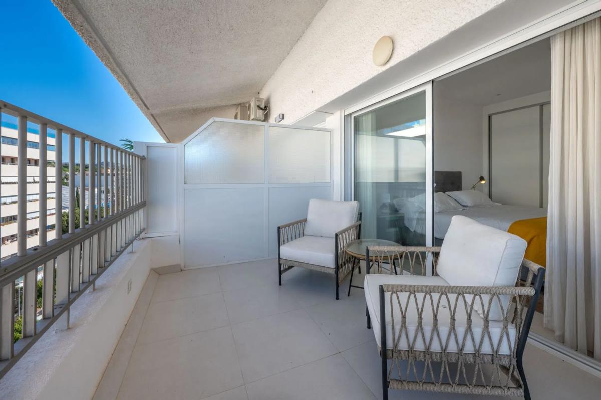 Sale of apartment in Calle Roy Boston, Marbella
 photo 4