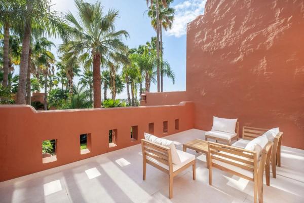 Terraced house for sale at Calle Pintor Losada , Marbella photo 1