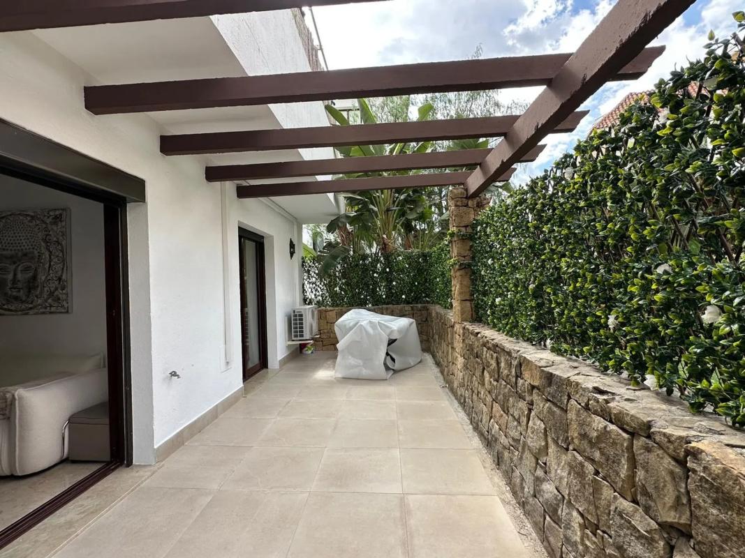 Продажа квартиры на Calle Sierra Cazorla, 77, Марбелла
 photo 2